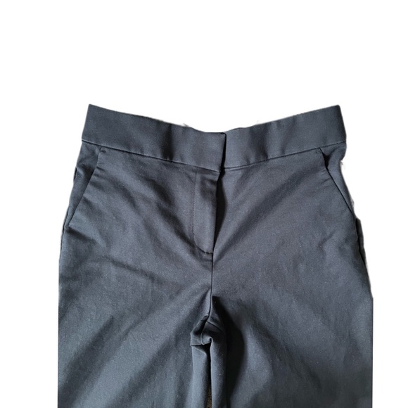 Loft crop wide leg pants, jet black size 6. Flat front with clasps, pockets VGUC - Picture 6 of 8